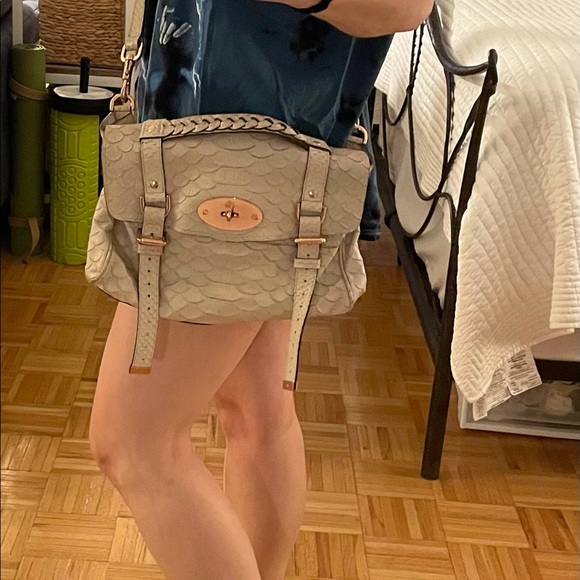 Cream Crocodile Mulberry top handle bag - Picture 11 of 11